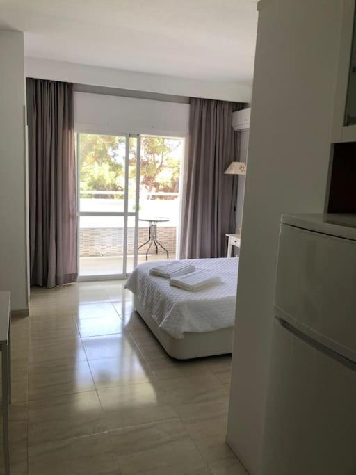 Estudio Torre De Andalucia Marbella Exterior photo