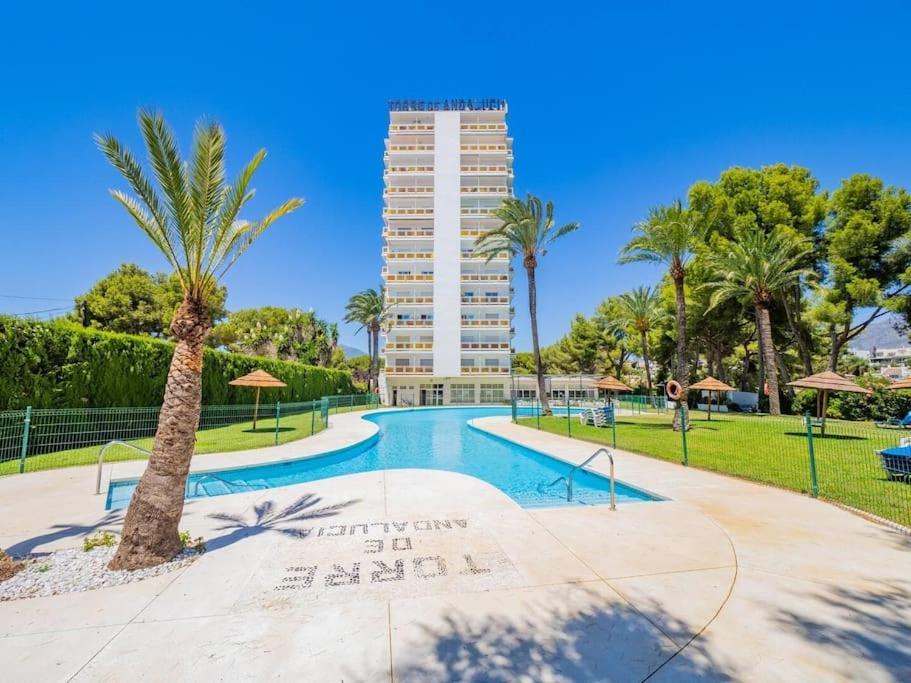 Estudio Torre De Andalucia Marbella Exterior photo